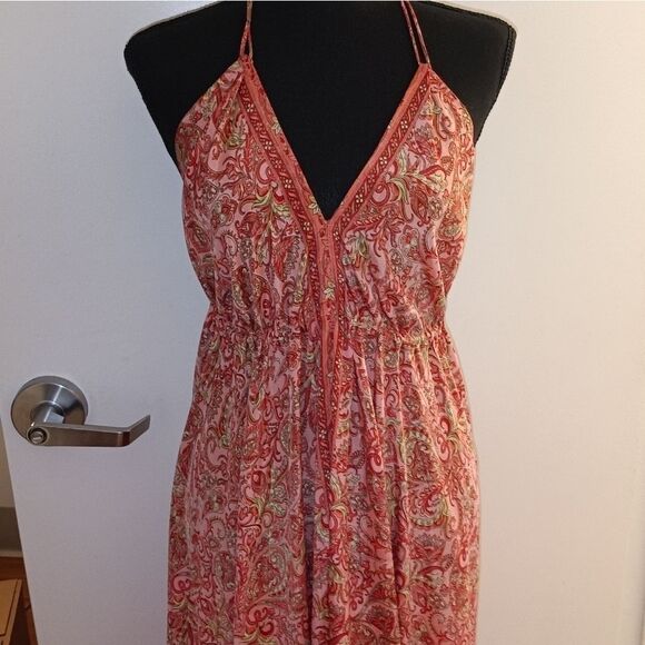 Source Unknown Dresses & Skirts - Paisley Silk Halter Dress